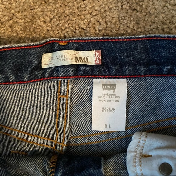 Levi’s cut off shorts - Picture 5 of 6